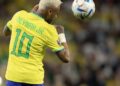 Neymar alcança recorde de Pelé e marca 77° gol pela seleção brasileira